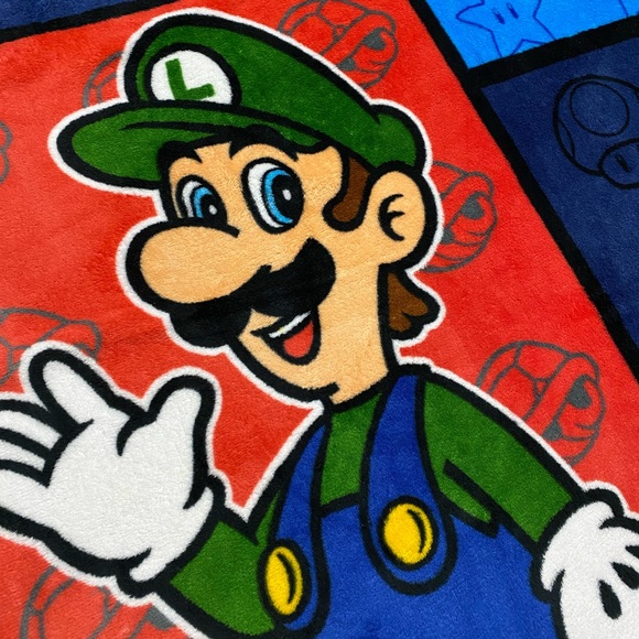 Nintendo Super Mario Blanket Fleece Throw 2010 Goomba Luigi Mushroom 50X60 - Picture 8 of 15